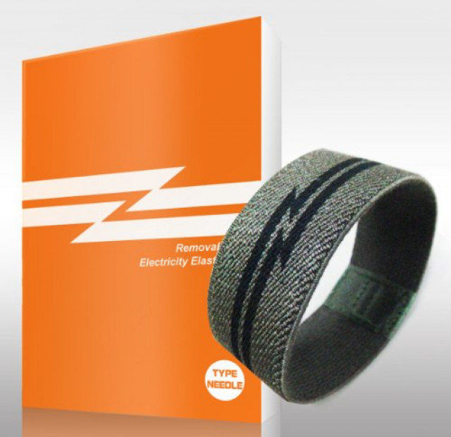 人造金箔消　 別製改良品　画材 コンパクトな五月人形なら箔一の五月人形金剛(漆)収納櫃付