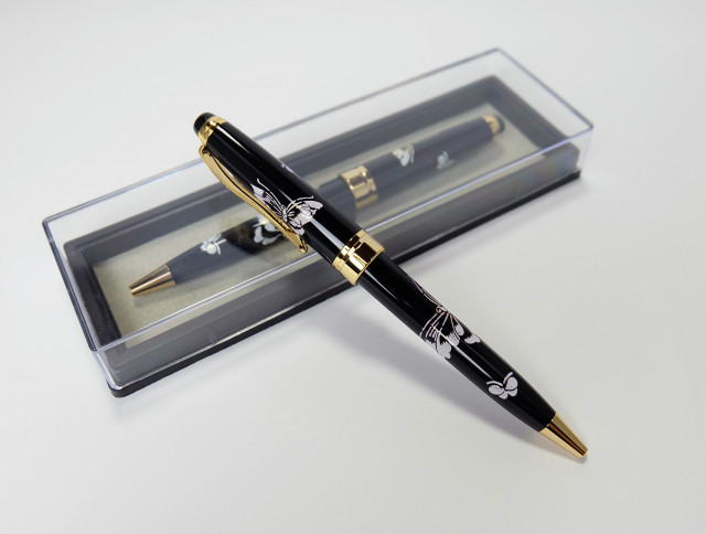 黒蝶貝のボールペン 江戸小紋シリーズ ボールペン 蝶/白色｜ボールペン｜オンライン