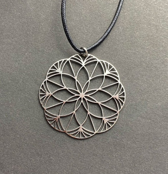 ステンレスネックレス（シルバー)　香(KOU)