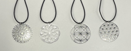 ステンレスネックレス（シルバー)　香(KOU)