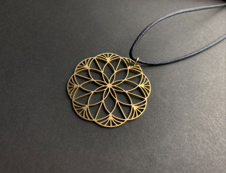 ステンレスネックレス（ゴールド)　香(KOU)