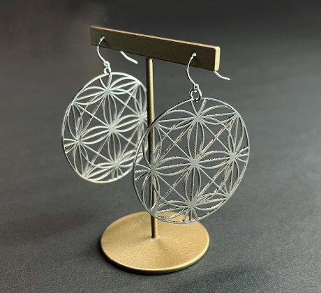 ステンレスピアス（シルバー)　鞠(MARI)