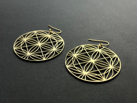 ステンレスピアス（ゴールド) 鞠(MARI)