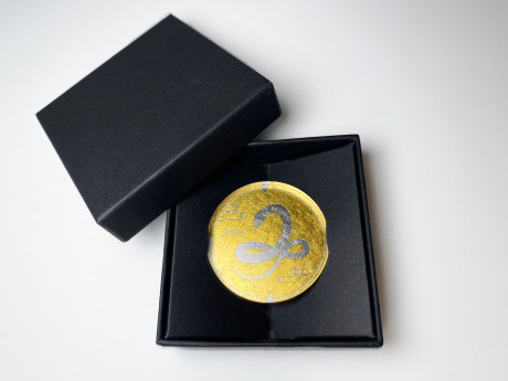 【巳商品全品5％OFF！】ゴルフマーカー 2025年限定 「巳」 金/プラチナ